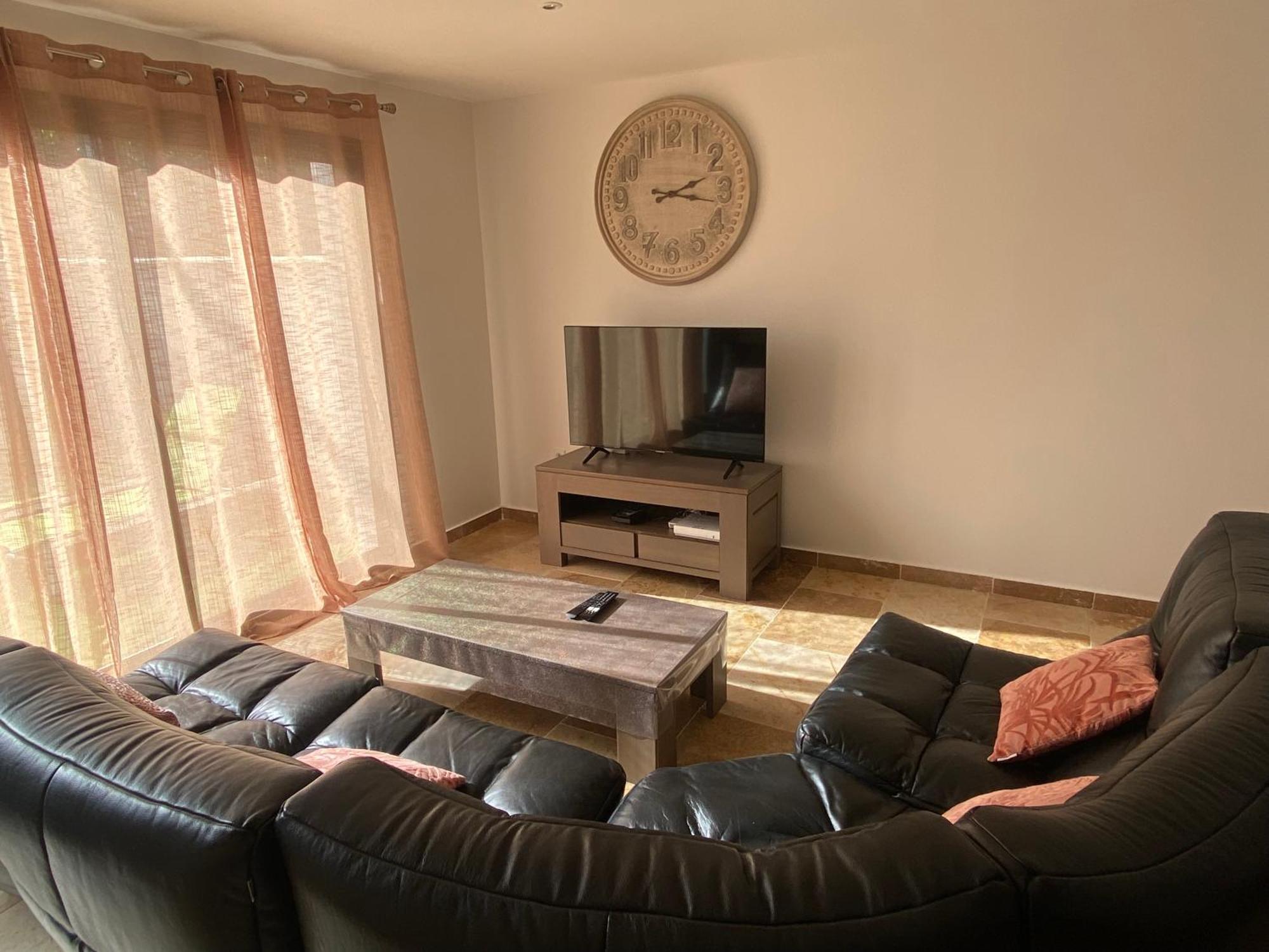 Agreable Dependance 3 Pieces Villa Saint-Maximin-la-Sainte-Baume Exterior photo